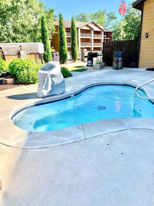 The Lake Fish-Amazing Views-Sleeps 24-Indoor-Outdoor Pools Branson Buitenkant foto